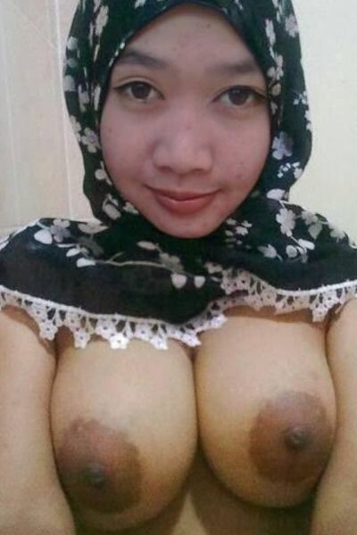 bugil montok dientot