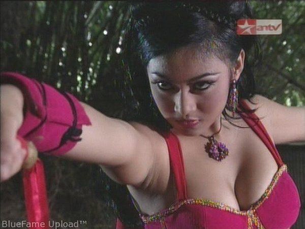 agnes monica bugil