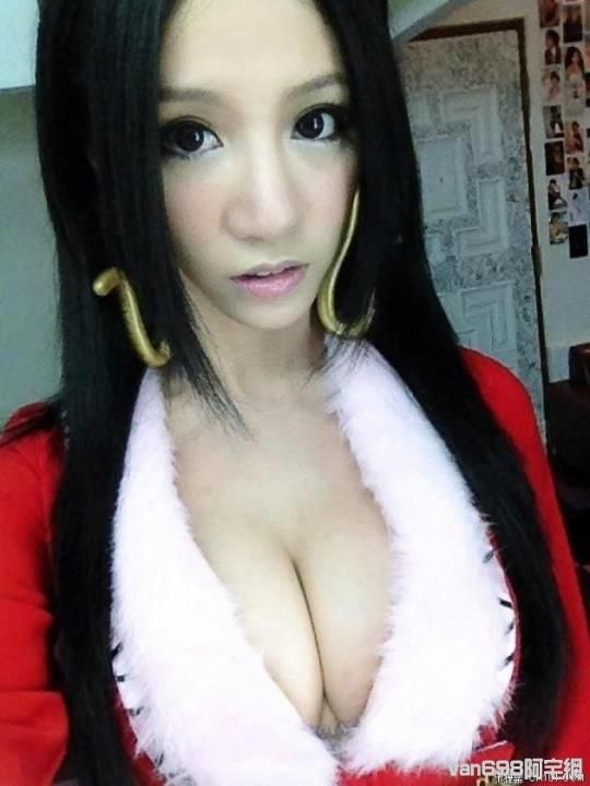 montok ngangkang