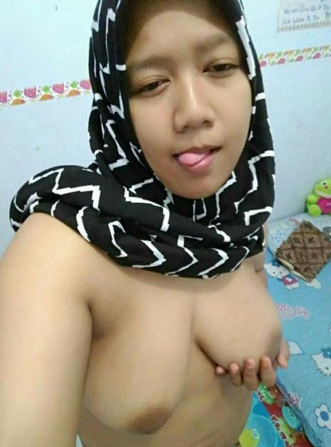 cewek manado telanjang