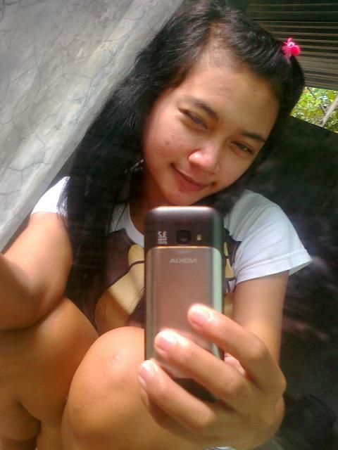 bahenol cantik bugil