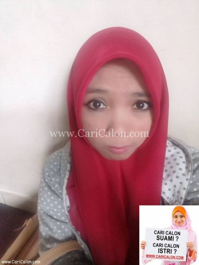 cewek pamer memek