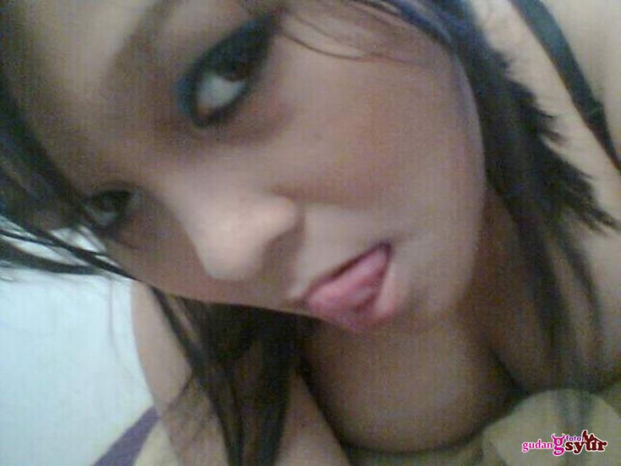 cewek bugil indonesia