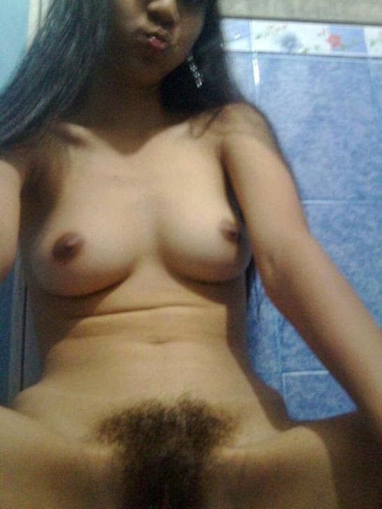 foto memek abg smu ngangkang