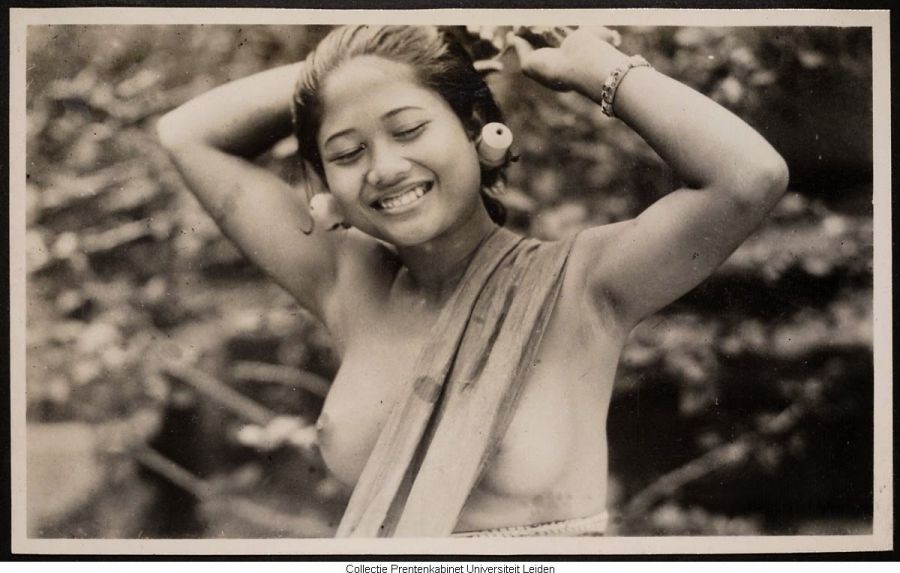 syahrini bugil