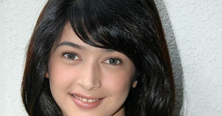 wanita unik bugil