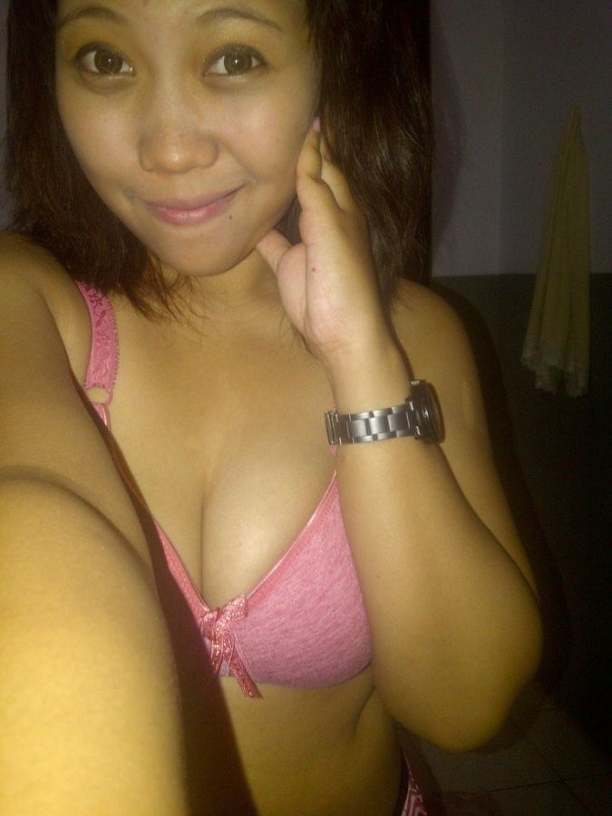gambar cewek ngangkang
