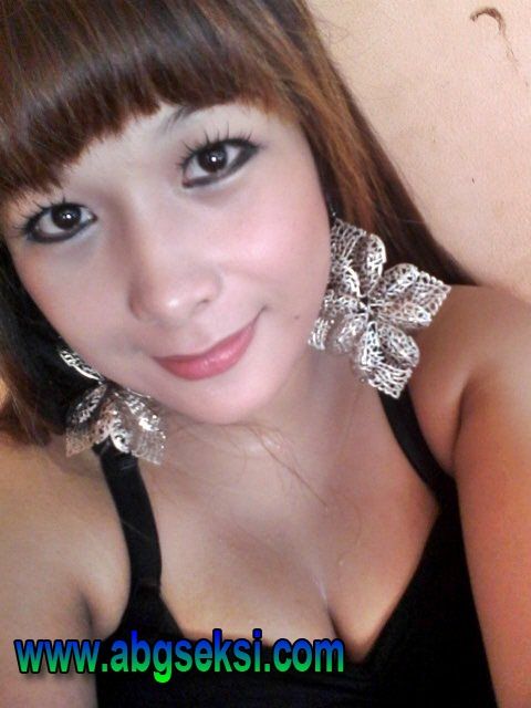 cewek seksi montok