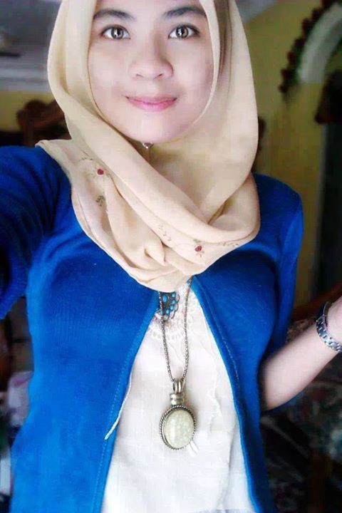 model hot majalah indonesia
