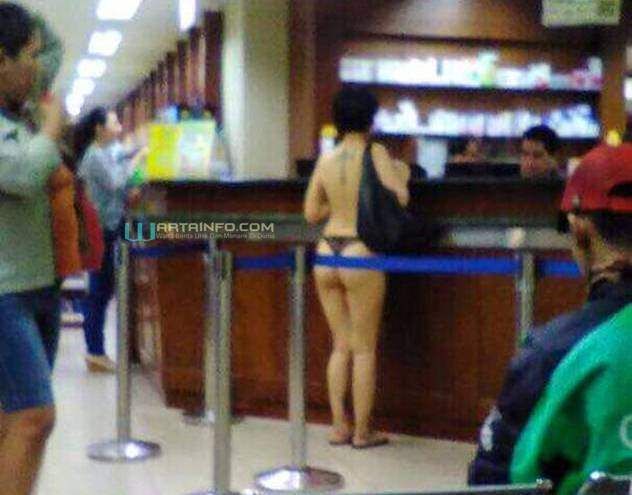 gambar gadis cantik tanpa busana