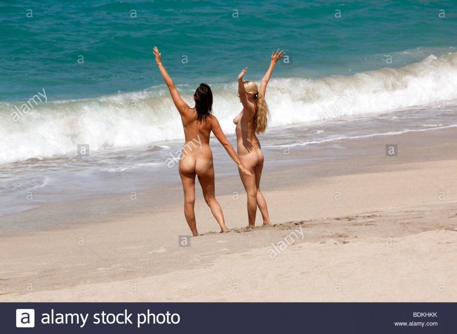 nude indonesian women