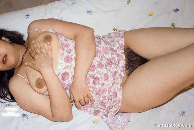 kemutan janda muda
