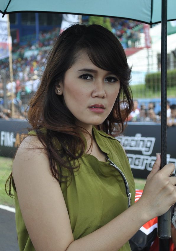 kemutan janda muda