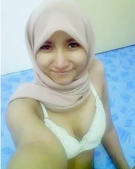 ngentot memek mulus