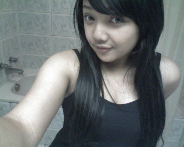 seksi kartika putri