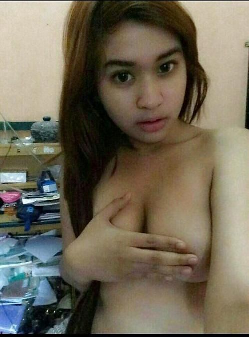 cewek smp bugil pamer memek