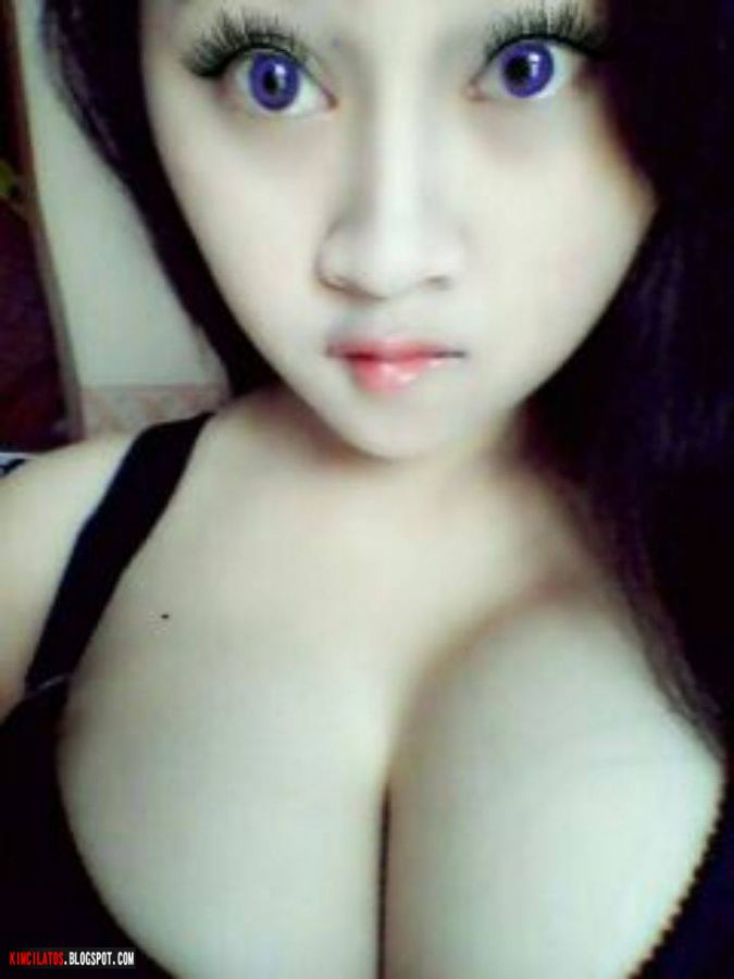 nenen bugil gif