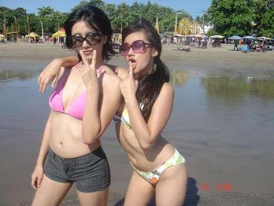 cinta laura bugil
