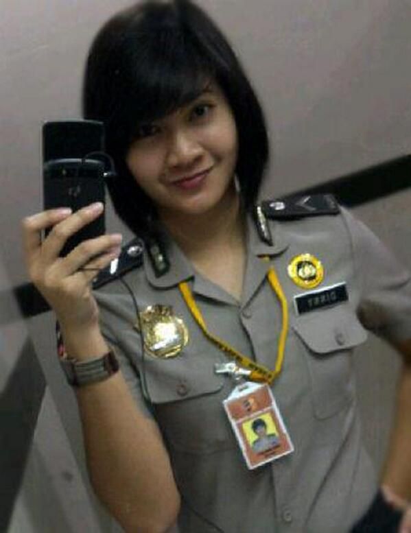 bokong semok catur arum