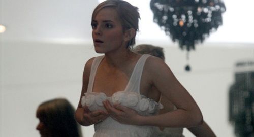 female celebrity boob grab