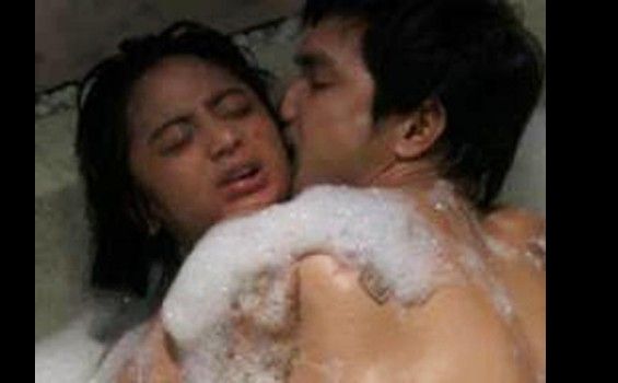 memek sandra dewi telanjang