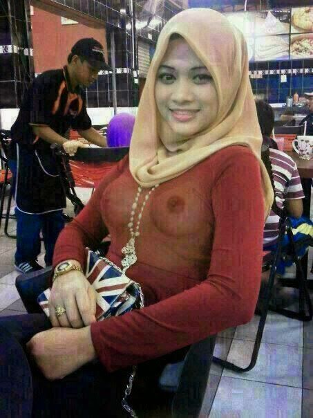 ariel tatum tembus pandang