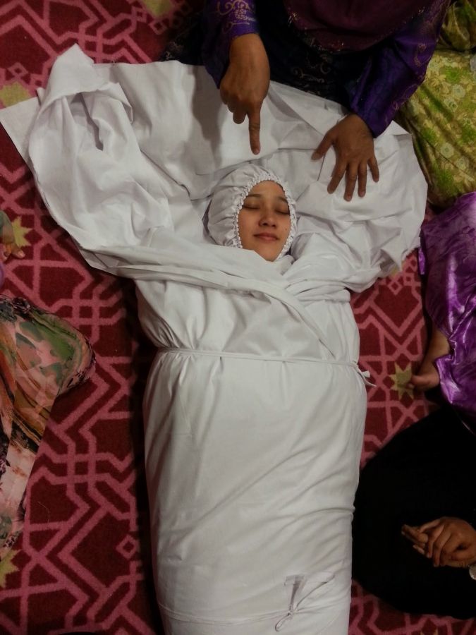 wanita bugil