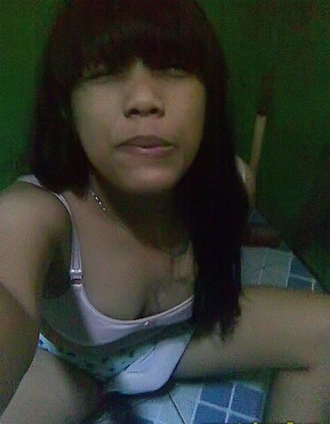 wanita unik bugil
