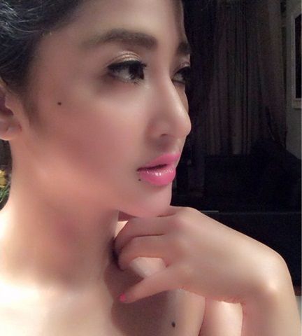 nia ramadhani bugil