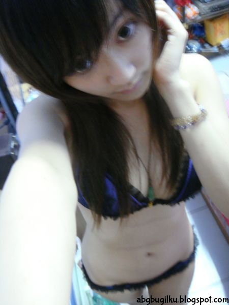 syahrini bugil