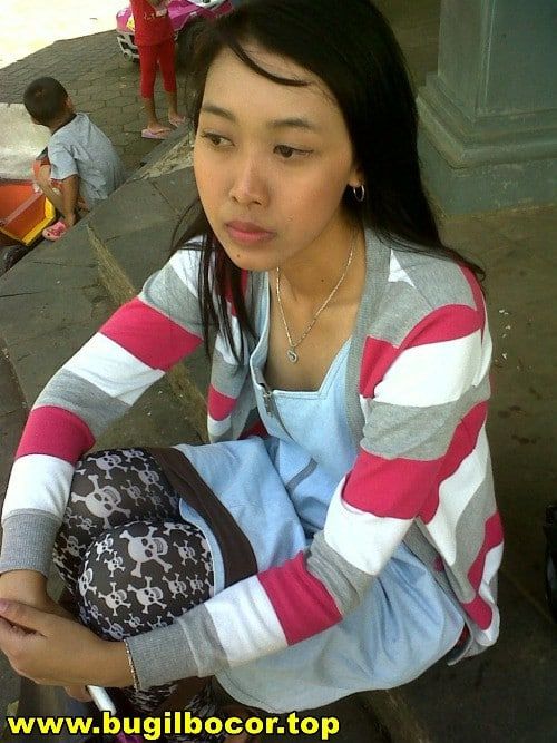 memek montok