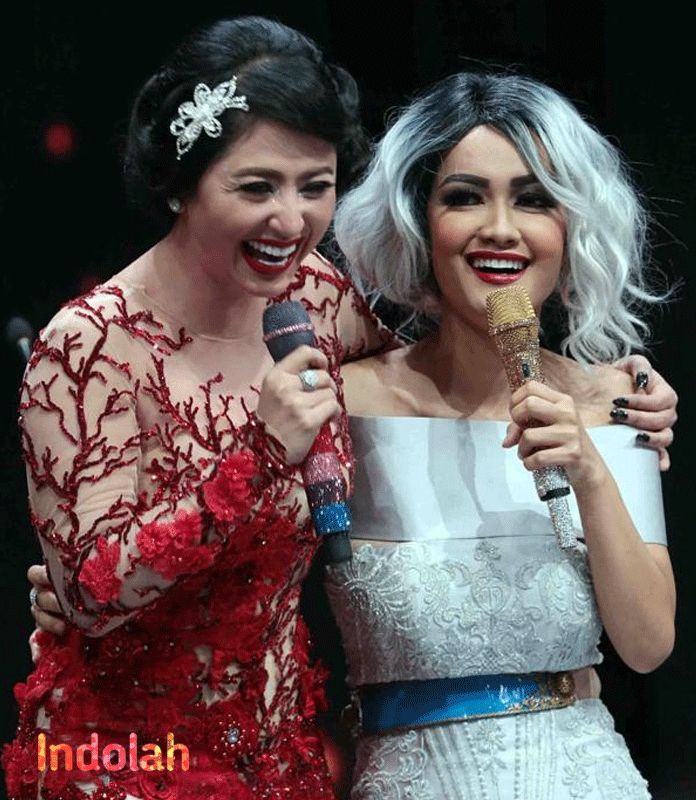 dewi persik nude