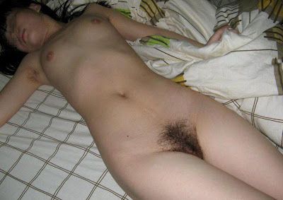 ngentot gadis perawan memek muncrat