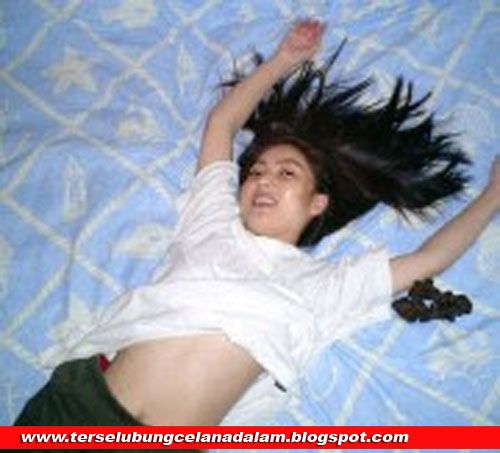 gambar cewek telanjang