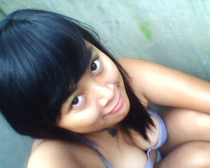 masturbasi cewek telanjang
