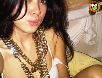 foto hot syahrini terbaru
