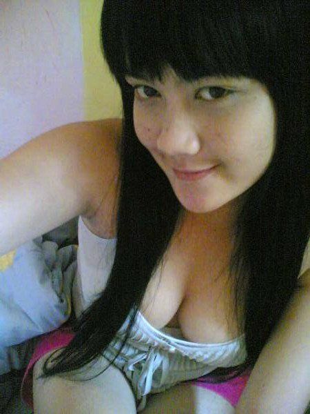 cewek bahenol