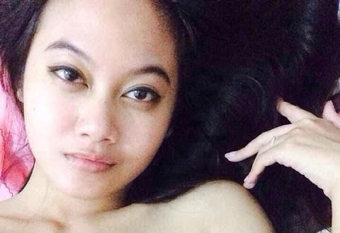 artis cantik bugil