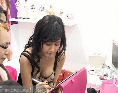 artis indonesia nude