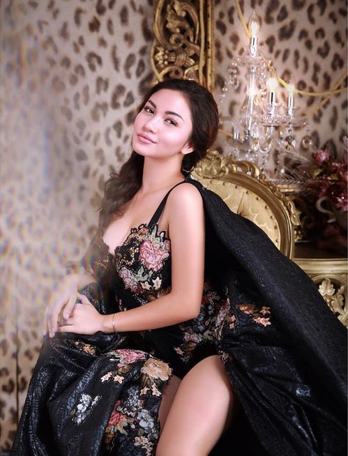 ariel tatum gede payu dara