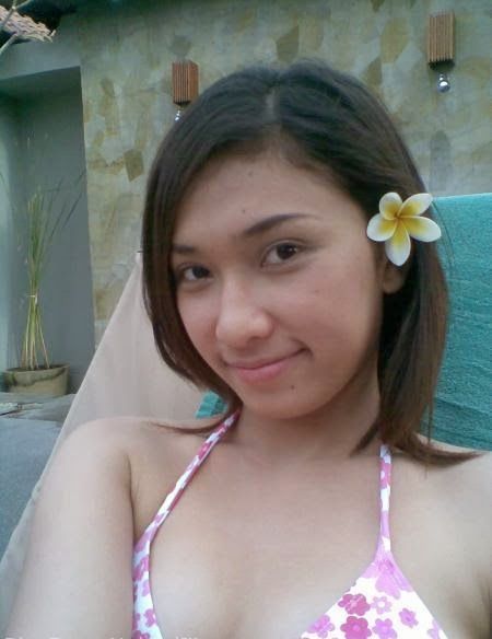 artis indonesia girl