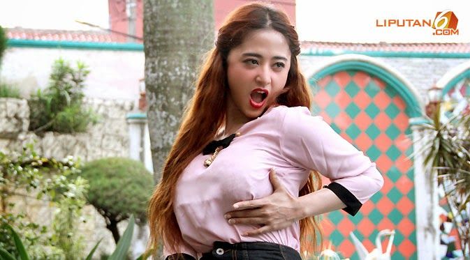 foto dewi persik bersetubuh