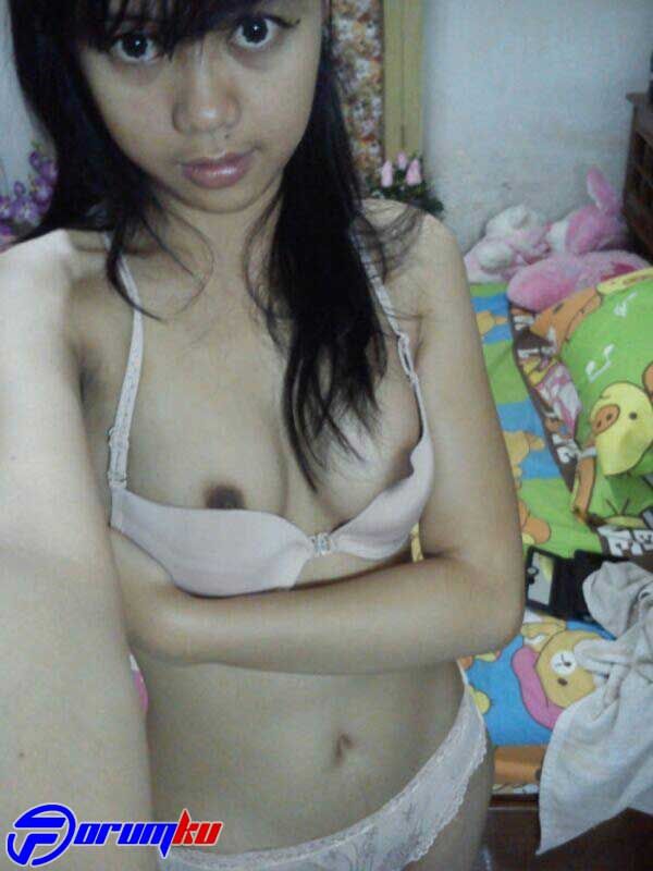 gadis jilbab toket gede