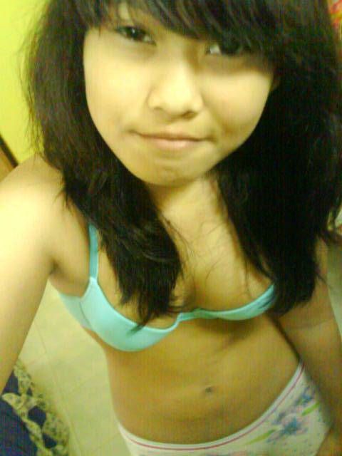 abg cantik telanjang