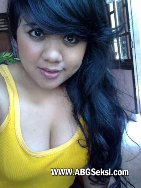 tetek montok
