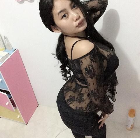 pamela safitri bugil