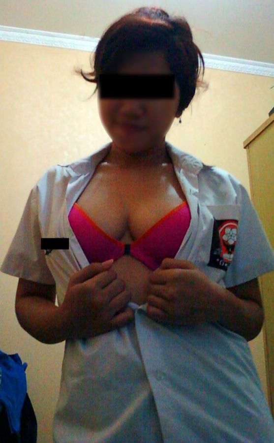 kaca mata nyepong