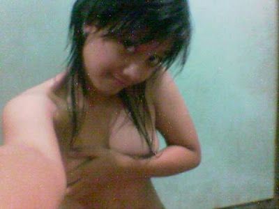 gambar bokong montok