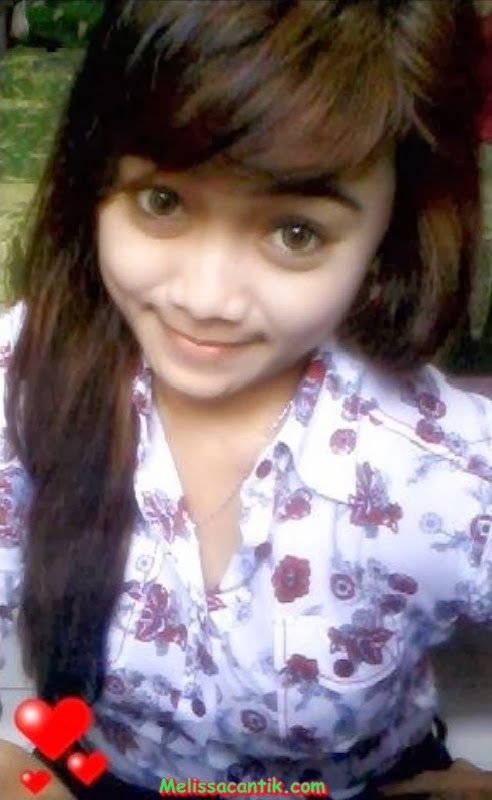 gambar ayu anjani mandi