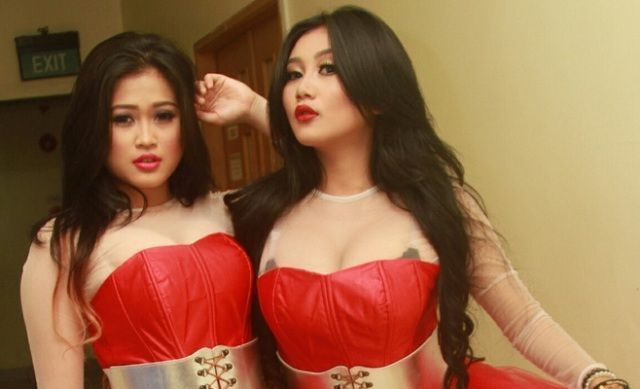 duo serigala telanjang hot